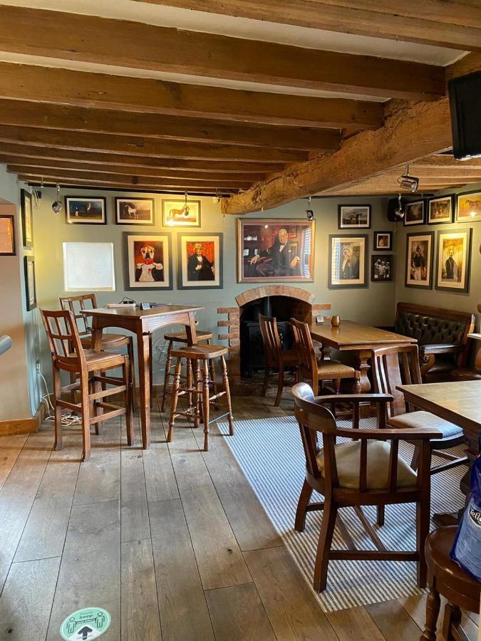 The Star 1744 Inn